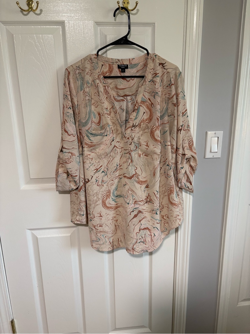 torrid Cream Marble-Print V-Neck Blouse with Teal & Rust Accents